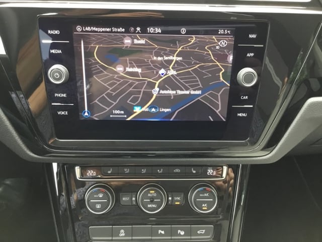 Volkswagen Touran 1.5 TSI DSG