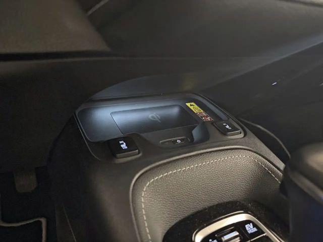 Toyota Corolla Hybride Team D