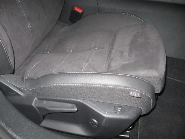 Opel Astra Hybrid Innovation Ultimate