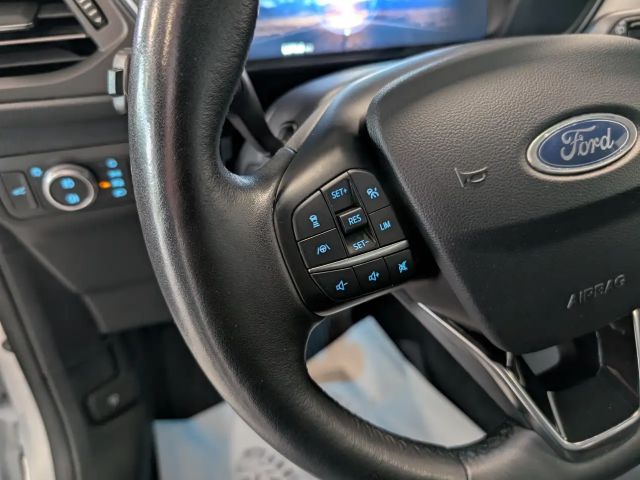 Ford Kuga AWD Hybrid Titanium