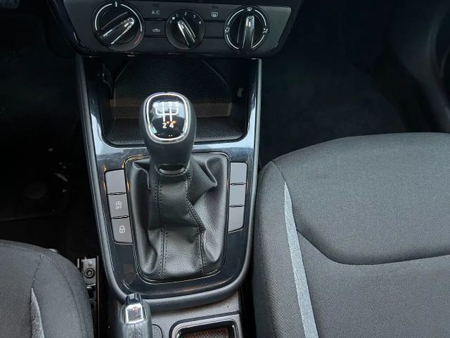 Skoda Fabia Essence 1.0i