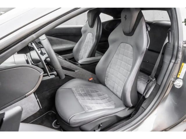 Ferrari Roma *MagneRide*JBL*Matrix-LED*360°*1.Hd.*CarPlay*