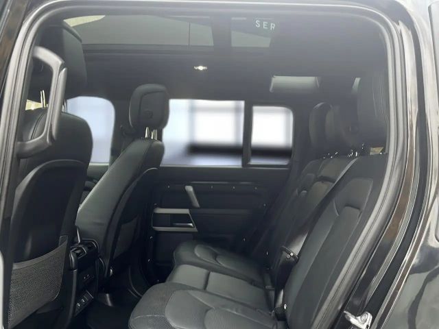 Land Rover Defender 110 D300 Dynamic HSE