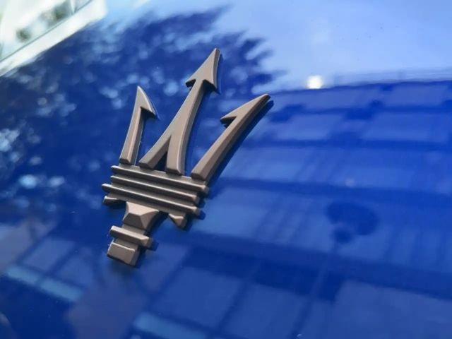 Maserati Grecale Folgore mit 558 PS Allrad 500 KM Reichweite - Mase