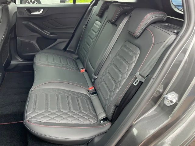 Ford Focus ST Line Wagon