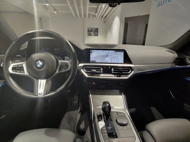BMW 330 330e M-Sport