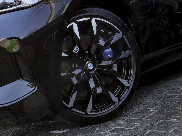 BMW 330 330e M-Sport Touring xDrive