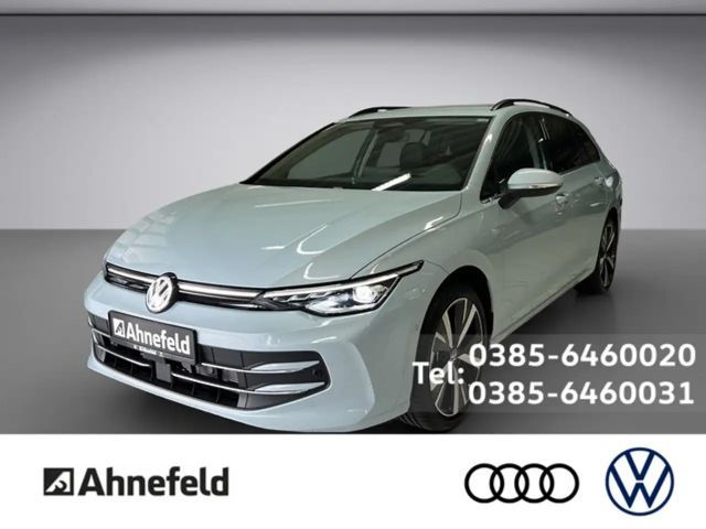 Volkswagen Golf Style Variant