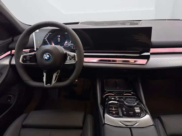BMW 530 530e Touring