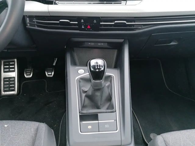 Volkswagen Golf 1.0 TSI Golf VIII Move Variant