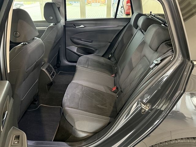 Volkswagen Golf 2.0 TDI DSG Golf VIII Variant