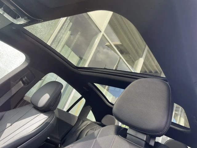 Mercedes-Benz EQE 350 AMG Line Sedan