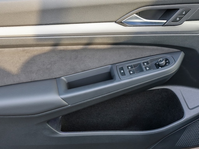 Volkswagen Golf 1.5 eTSI Golf VIII