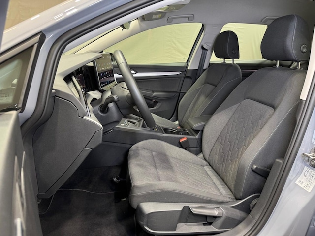 Volkswagen Golf 1.5 TSI Life Variant