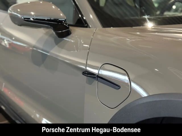 Porsche Taycan 4S Cross Turismo