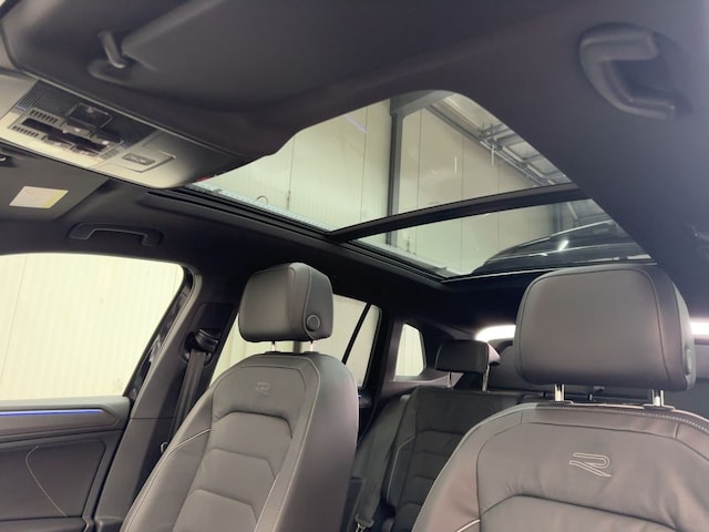 Volkswagen Tiguan 2.0 TSI DSG R-Line Style