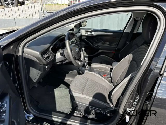 Ford Focus Cool & Connect Wagon