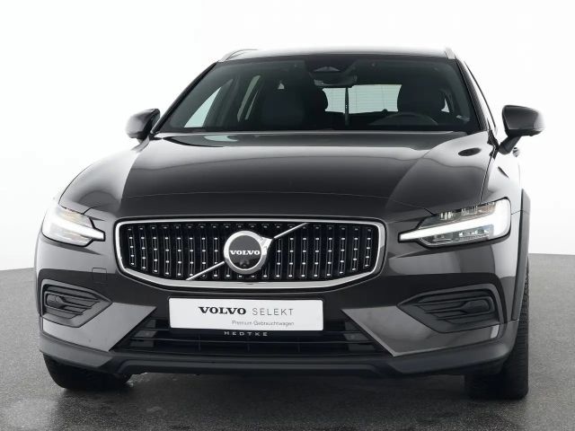 Volvo V60 AWD Plus