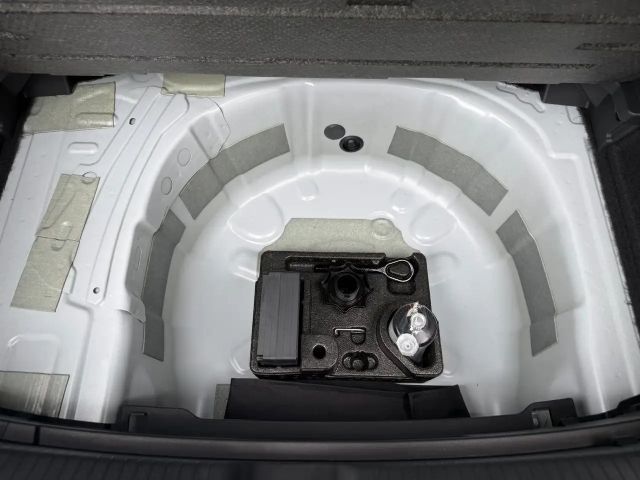 Volkswagen Polo 4Me TSI