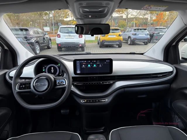 Fiat 500e +Rückfahrkamera+PDC+Sitzheizung+Carplay+Klimaaut.