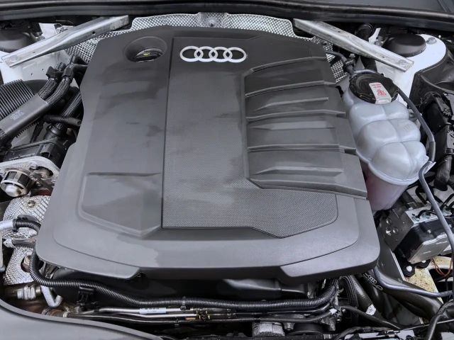 Audi A4 35 TDI S-Line