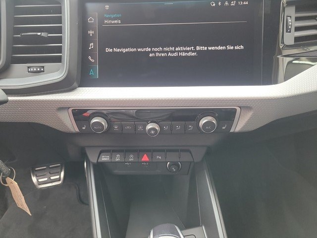 Audi A1 30 TFSI Allstreet S-Tronic