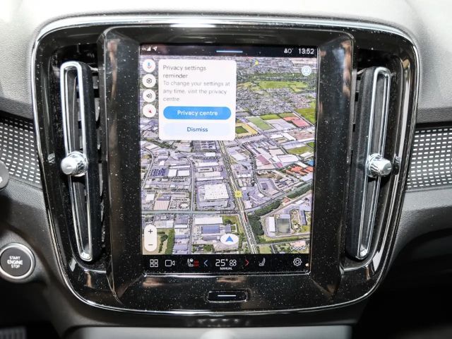 Volvo XC40 Dark Plus