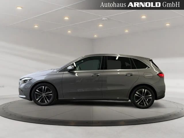 Mercedes-Benz B 250 4MATIC Progressive Sedan