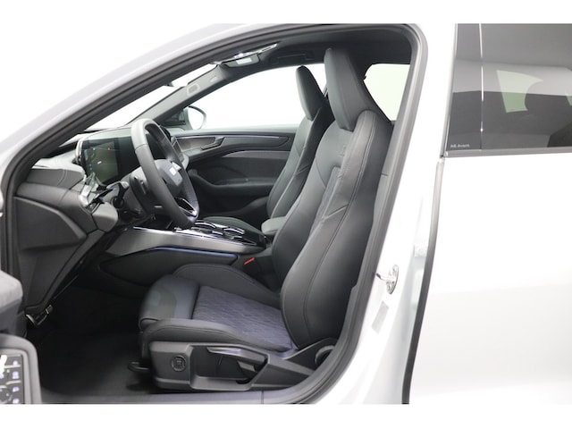 Audi A6 Avant Quattro S-Tronic