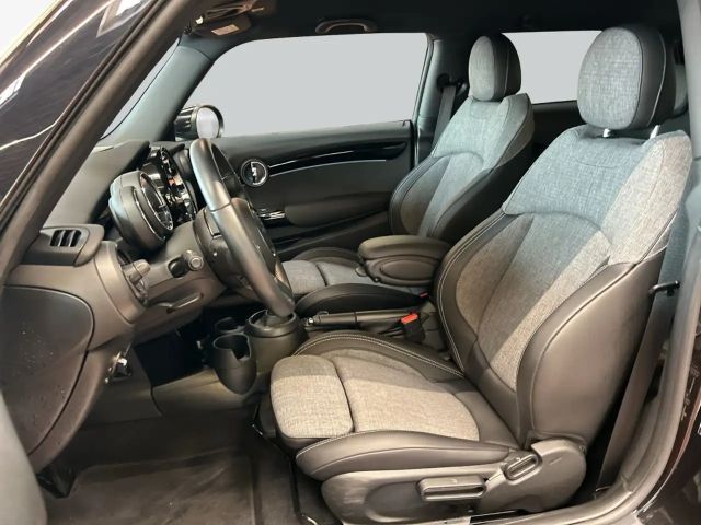 MINI Cooper Cooper Aut. Classic Trim, SHZ, PDC, LED, Navi