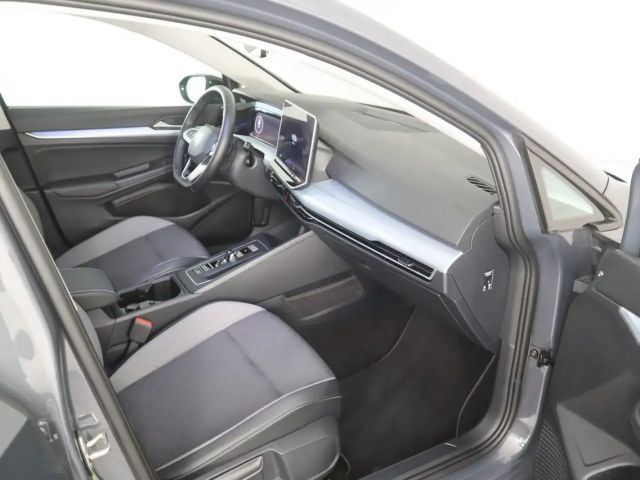 Volkswagen Golf Business DSG Variant