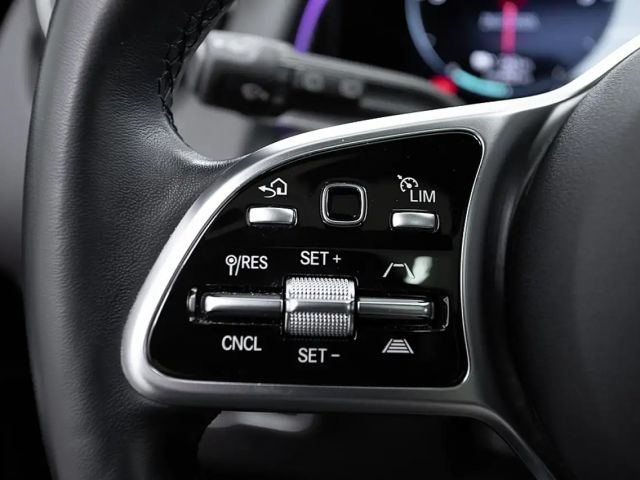 Mercedes-Benz EQB 250