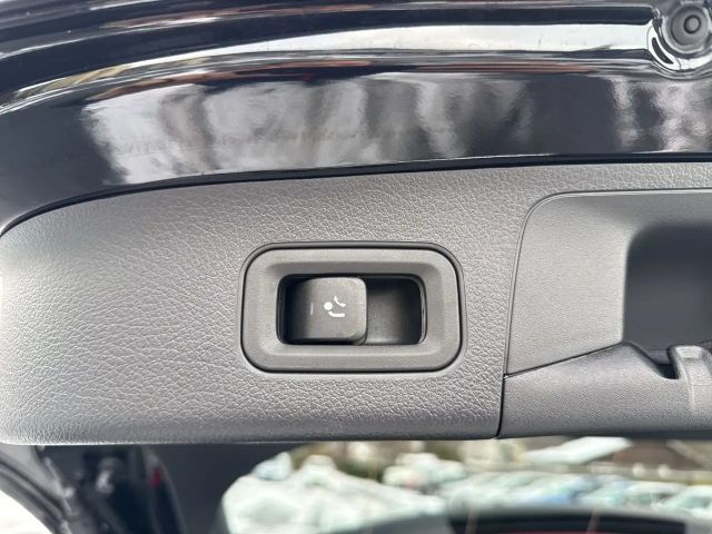 Mercedes-Benz GLA 200 4MATIC GLA 200 d