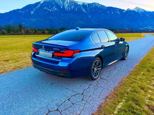 BMW 530 530e M-Sport Sedan xDrive
