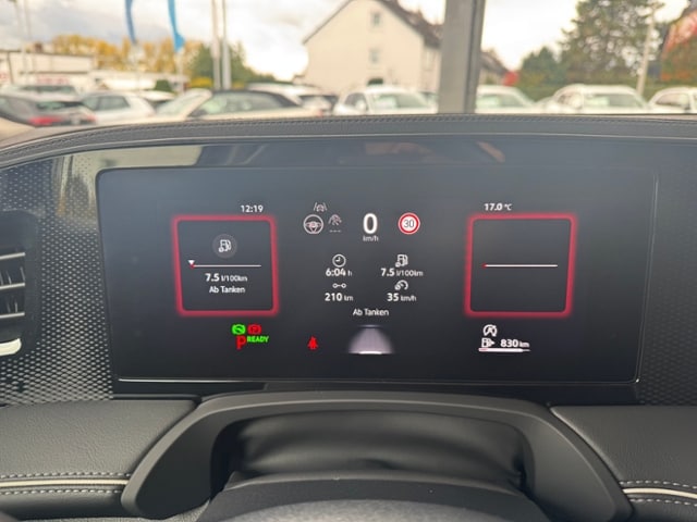 Volkswagen Passat 1.5 eTSI DSG Variant