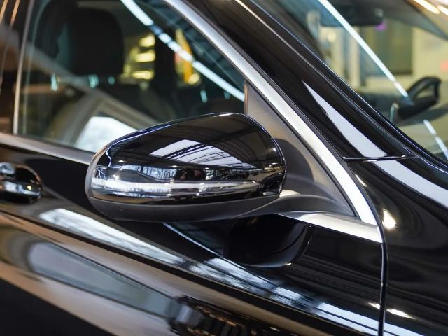 Mercedes-Benz GLC 300 4MATIC