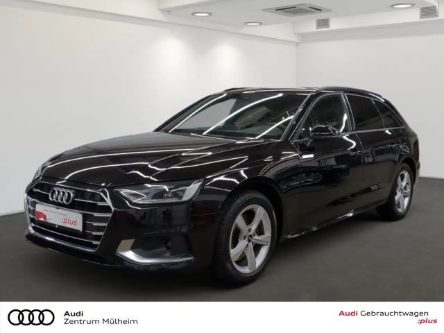 Audi A4 30 TDI Avant S-Line