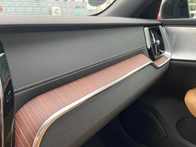 Volvo V60 AWD T8 Ultra