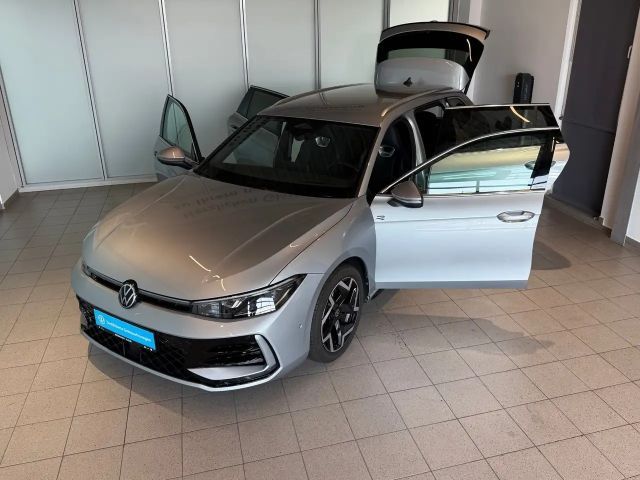 Volkswagen Passat 2.0 TDI R-Line Variant