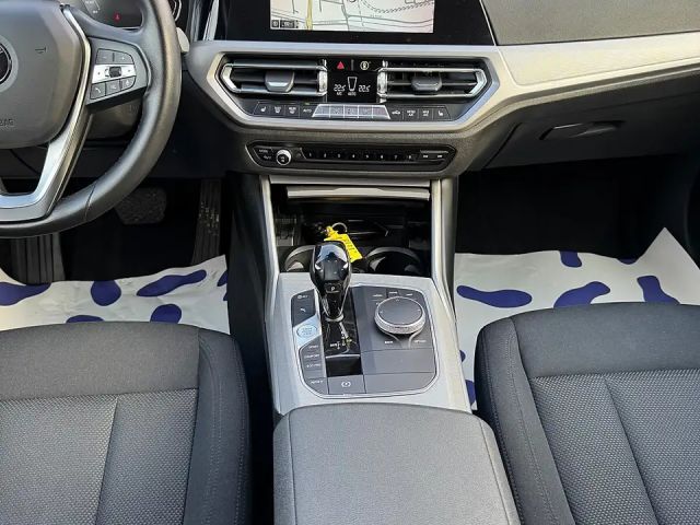 BMW 320 320d Advantage pakket Sedan