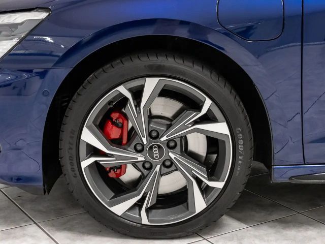 Audi A3 45 TFSI Hybride S-Line Sedan