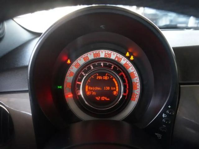 Fiat 500 500 1,0 MHD CLUB UCONNECT PDC KLIMAAUTOMATIK NSW