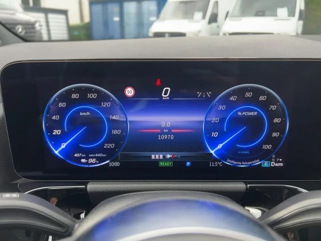 Mercedes-Benz EQA 300 4MATIC