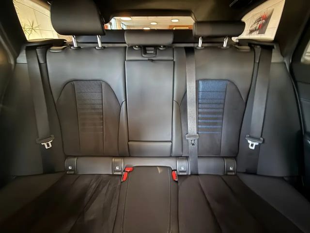 BMW 330 330e Touring