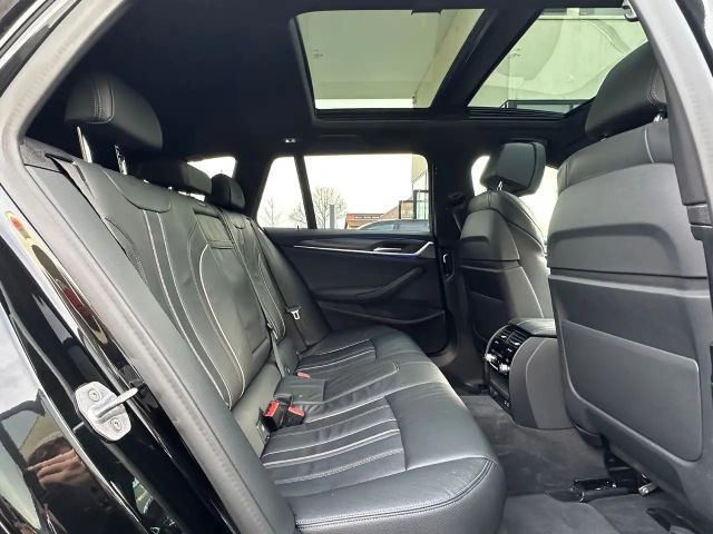 BMW 530 530i M-Sport Touring xDrive