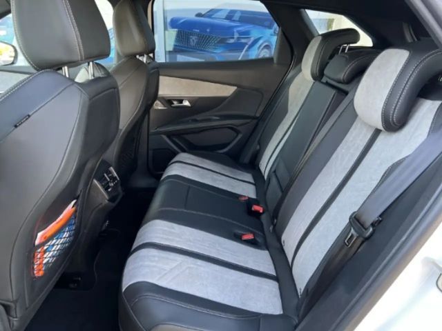 Peugeot 3008 EAT8 GT-Line Hybrid4