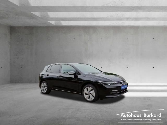 Volkswagen Golf 1.5 eTSI DSG