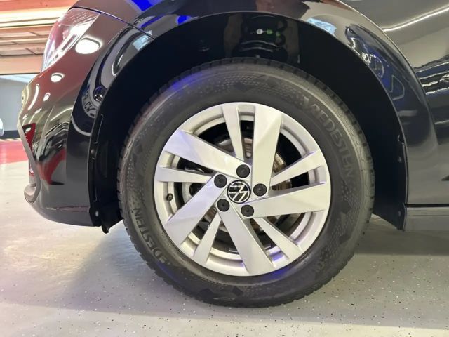 Volkswagen Polo 1.0 TSI DSG Style