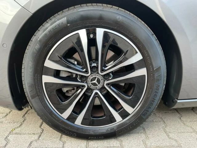 Mercedes-Benz A 200 Progressive