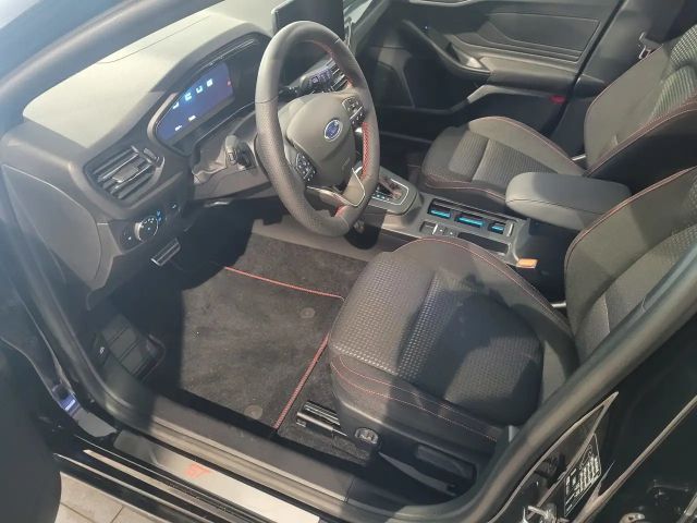 Ford Focus ST Line Wagon